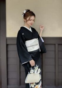 黒留袖和服